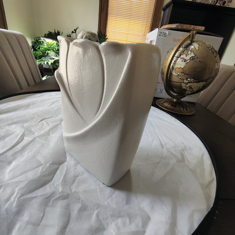 Royal Haeger tall 9" vase in White has a floral inspired design. Rare Rectangle